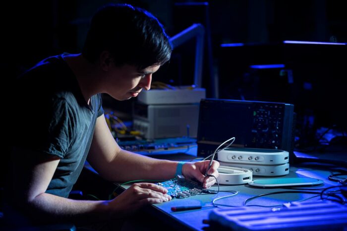 moku-go-design-test Moku:Go Liquid Instruments